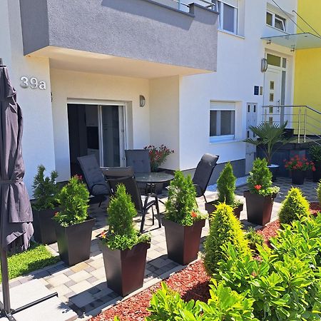 קארלובץ Apartmani Ana&Vesna מראה חיצוני תמונה