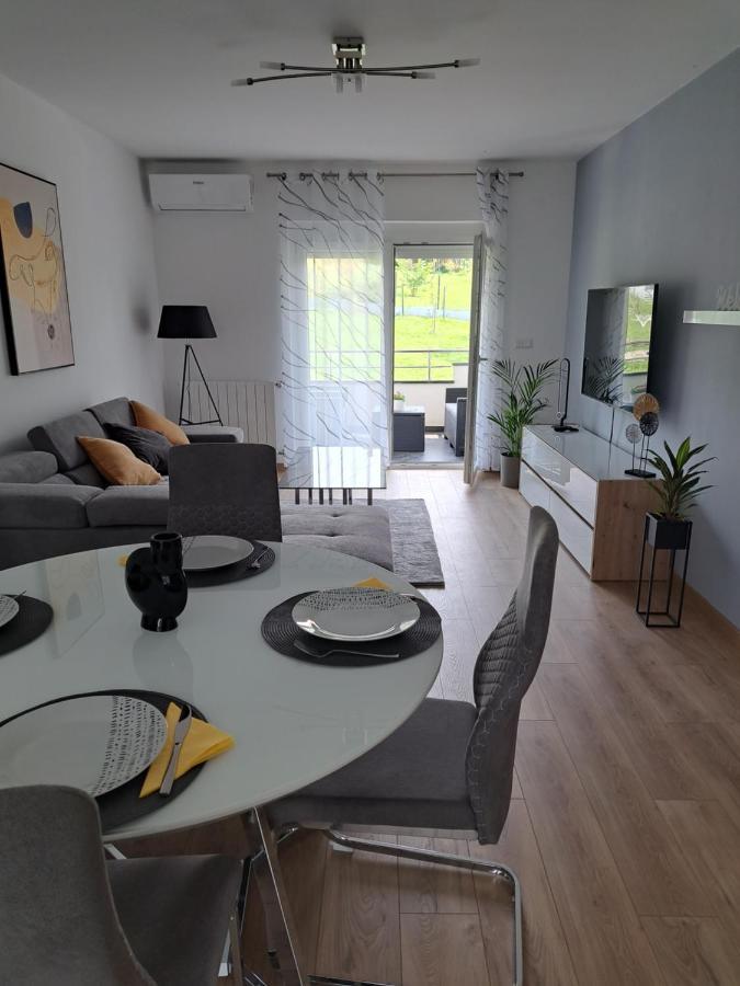 קארלובץ Apartmani Ana&Vesna מראה חיצוני תמונה