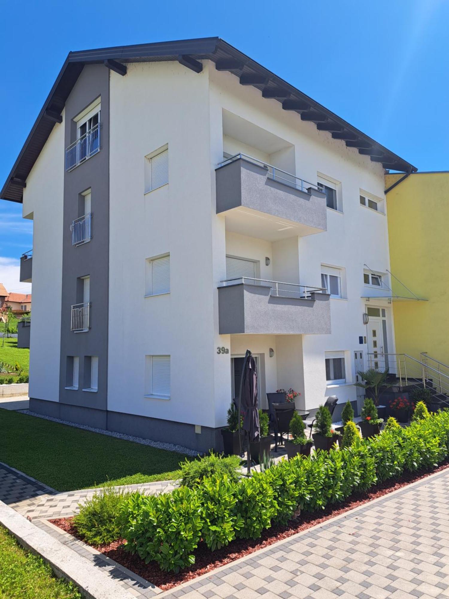 קארלובץ Apartmani Ana&Vesna מראה חיצוני תמונה