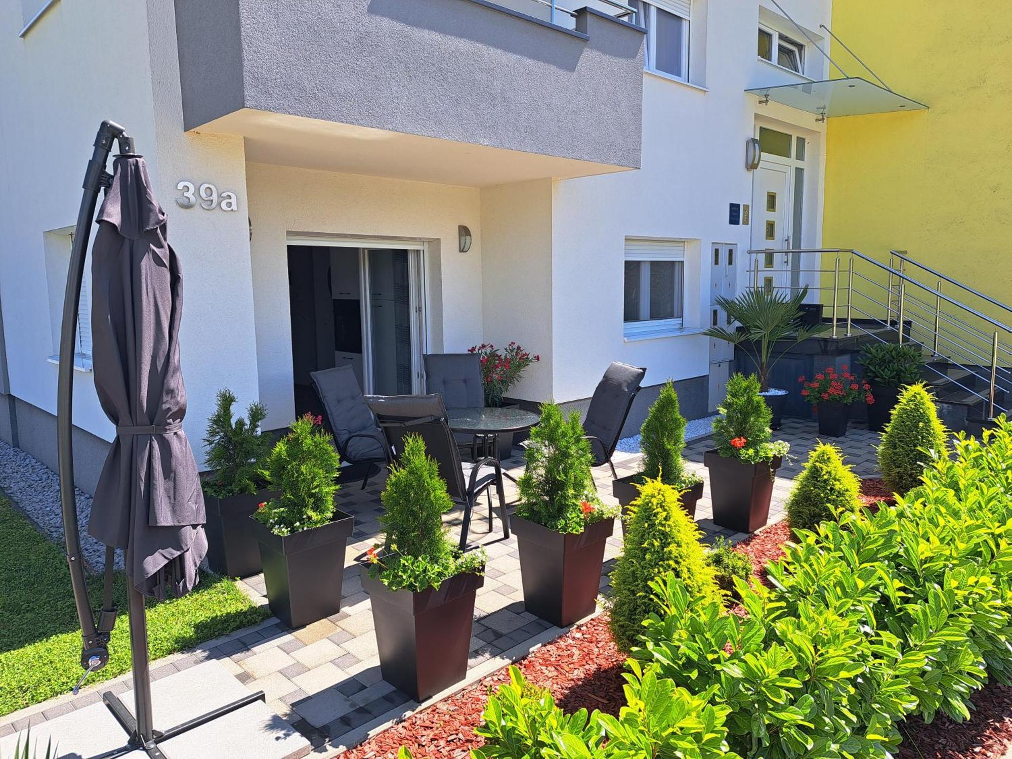 קארלובץ Apartmani Ana&Vesna מראה חיצוני תמונה
